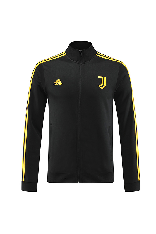 23 Juventus black suit